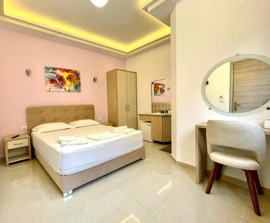 The City Gate Hotel Saranda Dış mekan fotoğraf