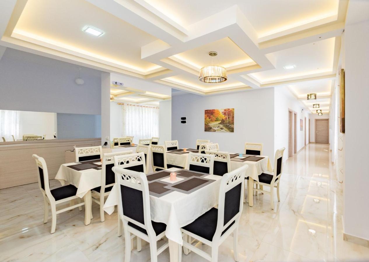The City Gate Hotel Saranda Dış mekan fotoğraf