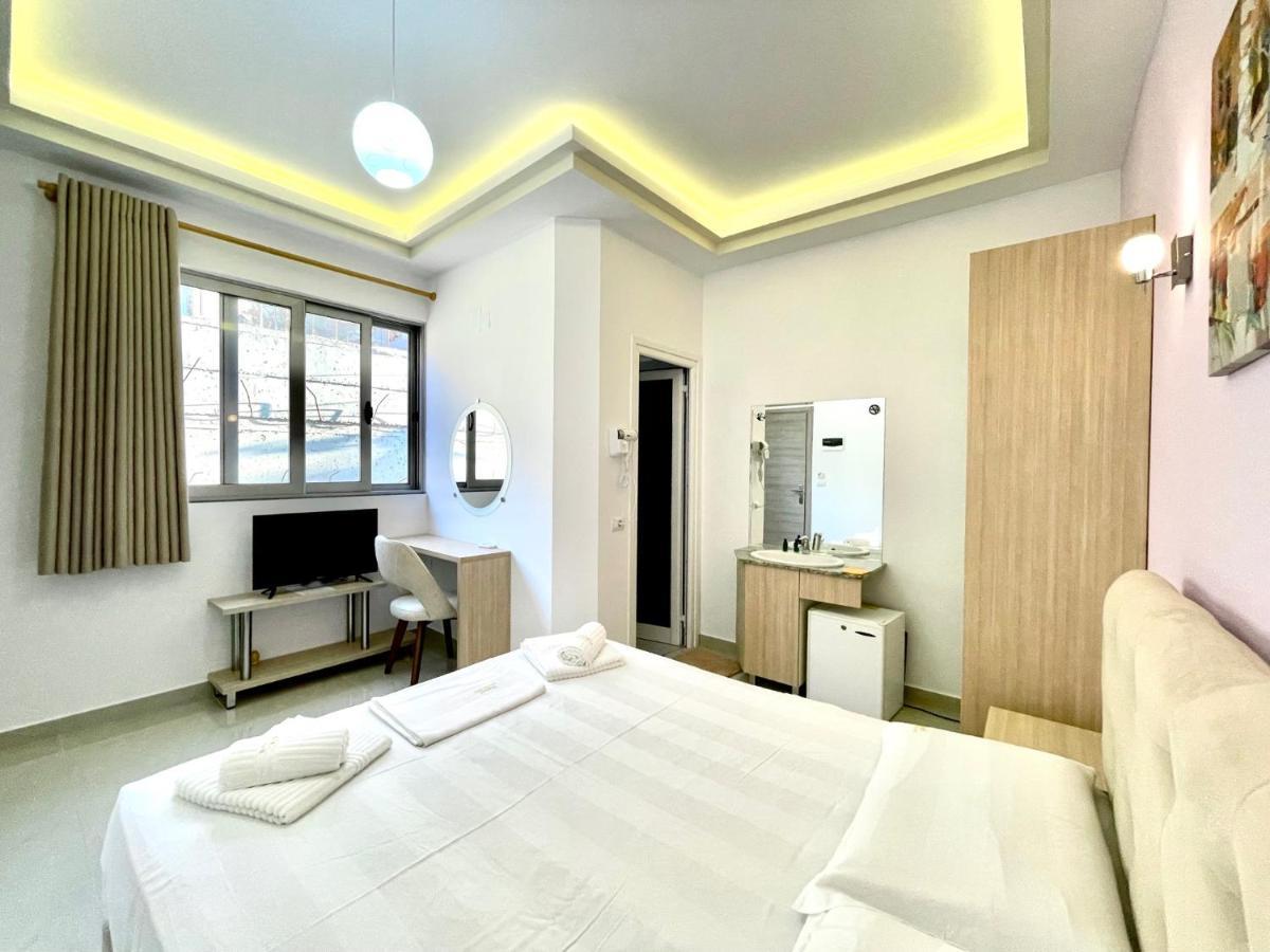 The City Gate Hotel Saranda Dış mekan fotoğraf