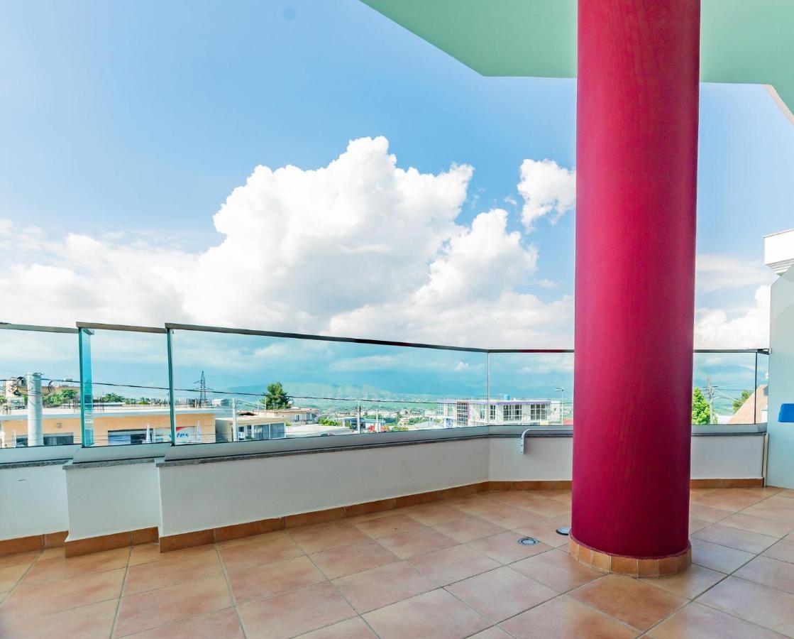 The City Gate Hotel Saranda Dış mekan fotoğraf