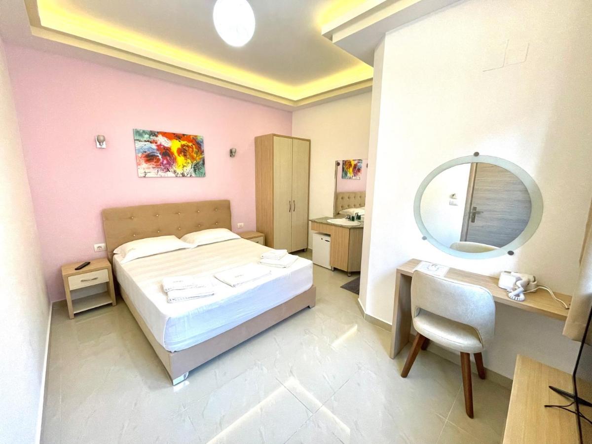 The City Gate Hotel Saranda Dış mekan fotoğraf