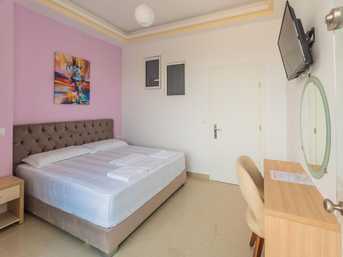 The City Gate Hotel Saranda Dış mekan fotoğraf