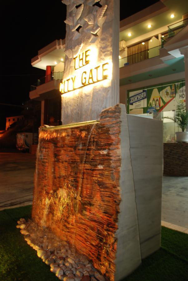 The City Gate Hotel Saranda Dış mekan fotoğraf